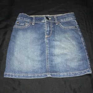 NWOT Girls Children’s Place Jean Skirt size 8